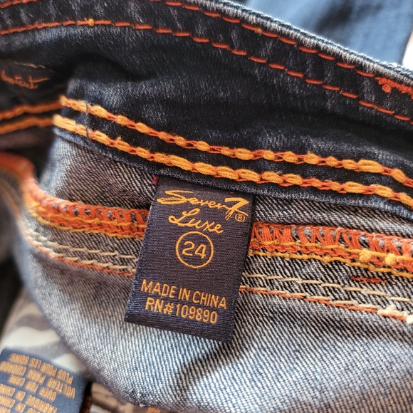 Plus Size Women's Jeans - Size 24 - Picture 8 of 10